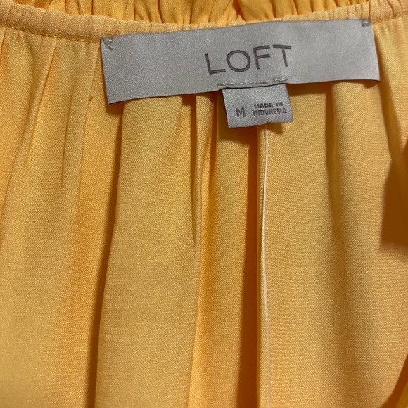 Women’s Loft tops size M - Picture 4 of 7